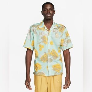 Nike button down mesh floral top Men Large